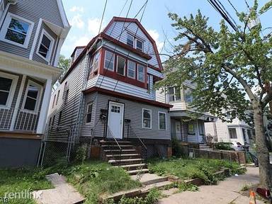Main picture of 113 Isabella Ave
