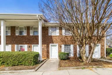 Main picture of 1317 W Meadowview Rd