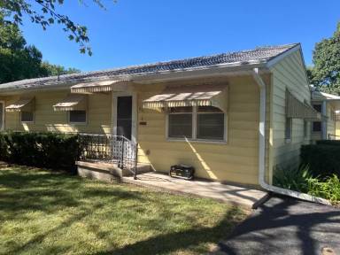 Main picture of 811 NW B St