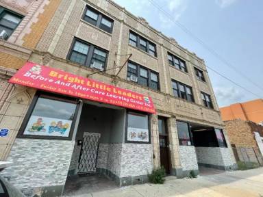 Main picture of 8246 S Racine Ave