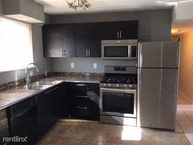 Main picture of 11632 N 22nd Ave