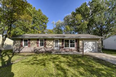 Main picture of 6409 N Indiana Ave