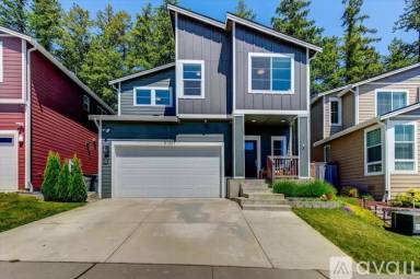 Main picture of 5130 Sophie St