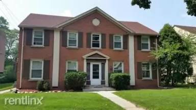 Main picture of 4825 N Mohawk Ave