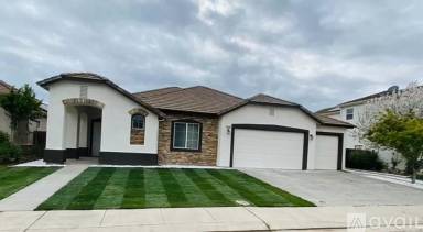 Main picture of 1065 Garden Gate Dr