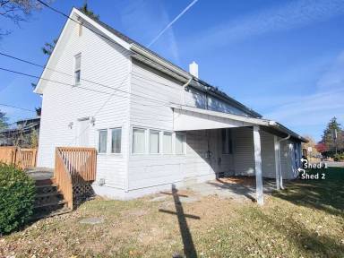 Main picture of 1511 Kossuth St