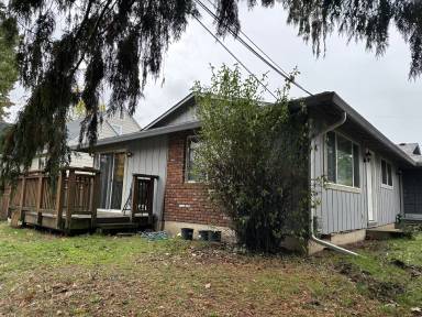 Main picture of 2912 R St