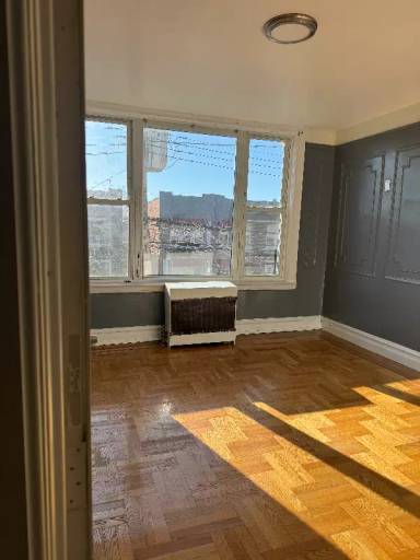 Main picture of 3 Burke Ave