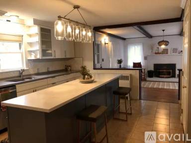 Main picture of 37 Parkwood Blvd