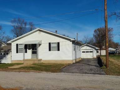 Main picture of 707 Brackett St