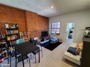 Main picture of 181 Saint Botolph St
