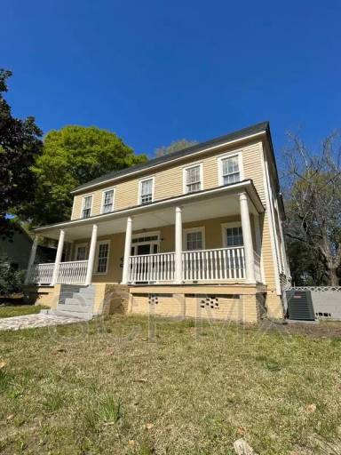 Main picture of 1339 Glover St