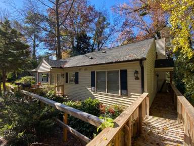 Main picture of 2812 Wayland Dr