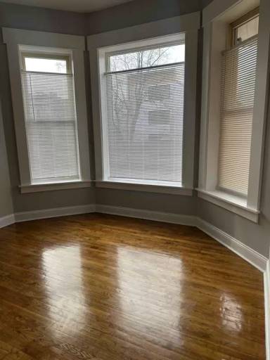 Main picture of 6535 S Rhodes Ave