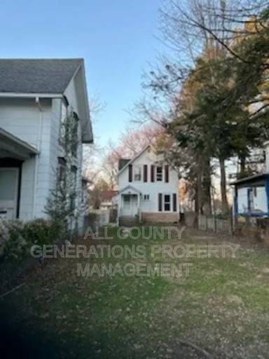 Main picture of 239 7th St