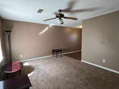 Main picture of 670 Norrell Rd