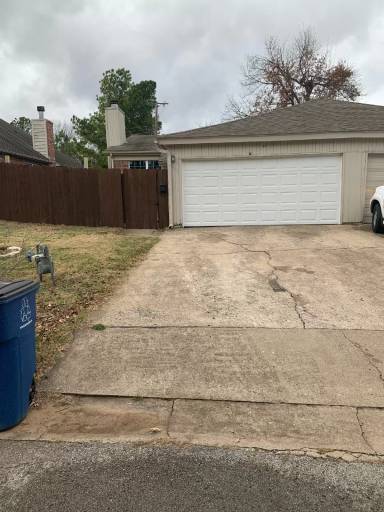 Main picture of 3424 S Hudson Ave