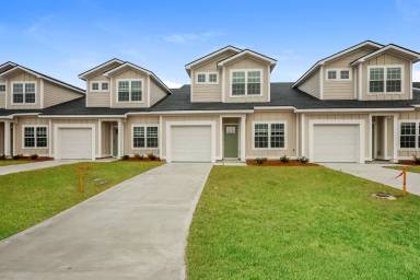Main picture of 1038 Walker Point Way