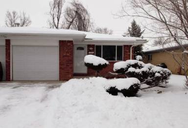 Main picture of 1744 Meadow St