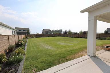 Main picture of 166 King Meadows Ln