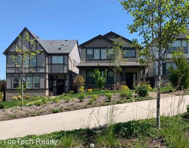 Main picture of 12930 SW River Terrace Blvd
