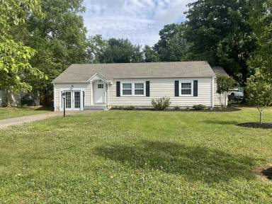 Main picture of 529 Nutwood St