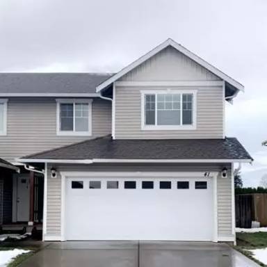 Main picture of 2200 Greenview Cir