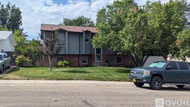 Main picture of 376 Oleander St