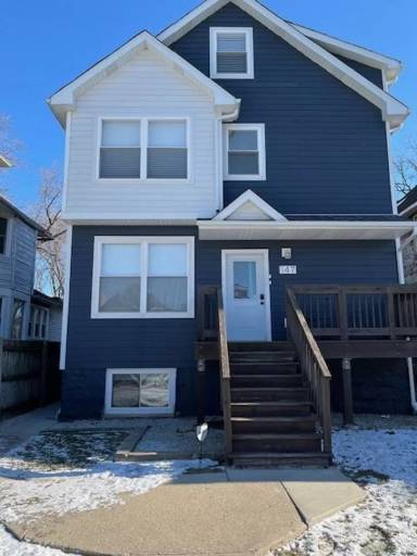 Main picture of 147 N Menard Ave