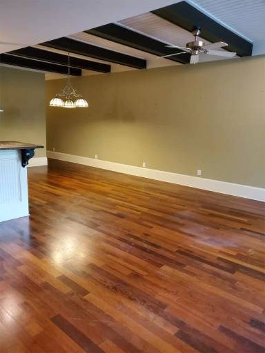 Main picture of Gordon Manor Northeast