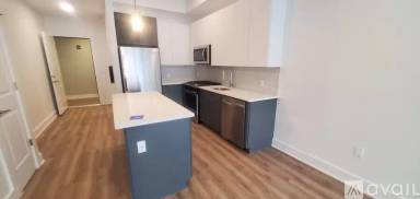 Main picture of 370 Communipaw Ave