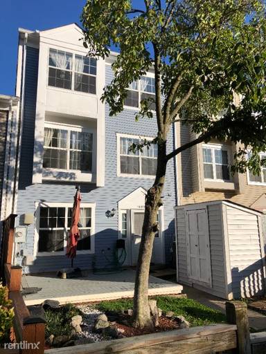 Main picture of 14307 Dover Ct