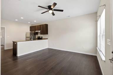 Main picture of 4653 Fairfield Farm Rd NW