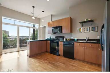 Main picture of Village Plaza Lofts