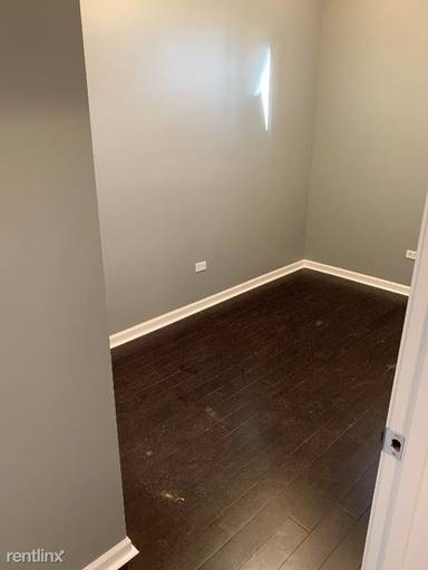 Main picture of 3510 W Irving Park Rd