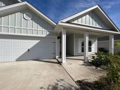 Main picture of 1600 Amaya Ln