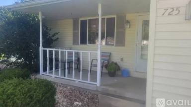 Main picture of 725 Amber Ave