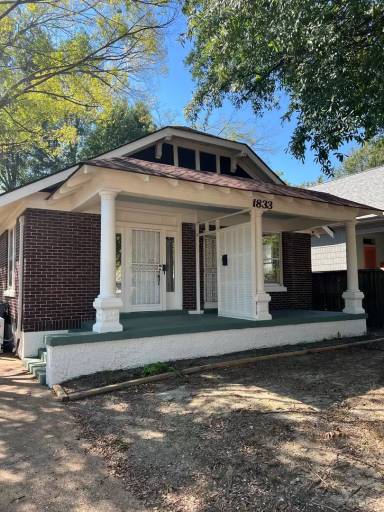 Main picture of 1833 Faxon Ave