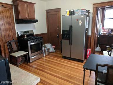Main picture of 15 Breck Ave
