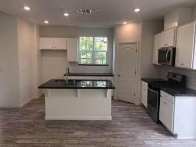 Main picture of 3245 Sunny Gate Ln