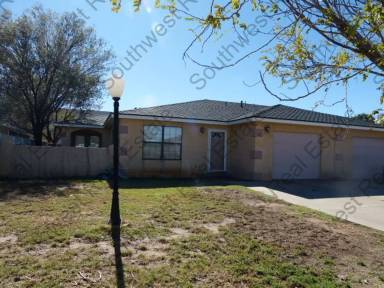 Main picture of 2325 Newman Dr