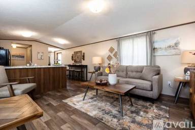 Main picture of 501 SW 21st St