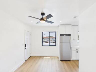 Main picture of 3414 31st St