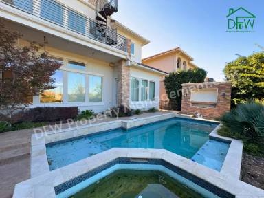 Main picture of 4459 Lena Ln