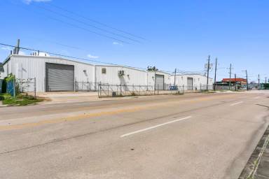 Main picture of 1420 Telephone Rd