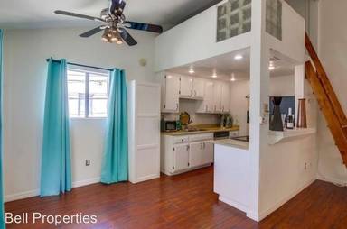 Main picture of 4032 Centre St