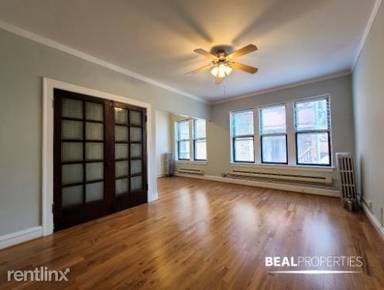 Main picture of 4631 N Paulina Apartments