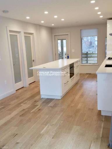 Main picture of 39 Thornton St