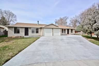 Main picture of 2061 S Colorado Ave