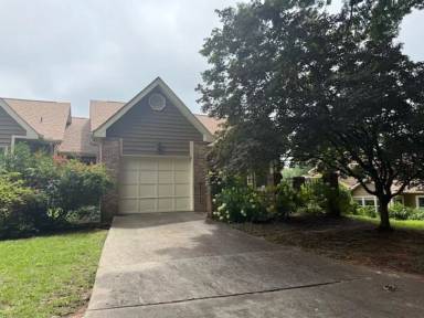 Main picture of 222 Hanover Pl